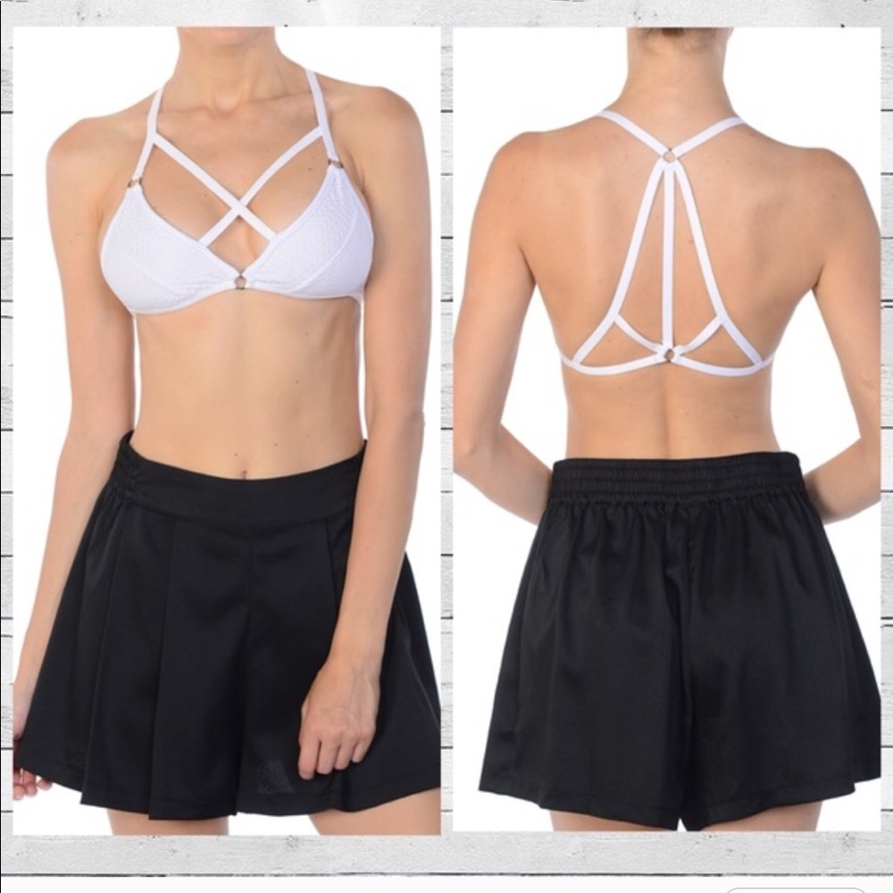 White straps bralette